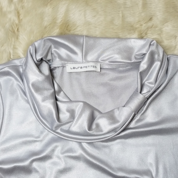 Laura Petites Top - Picture 3 of 8